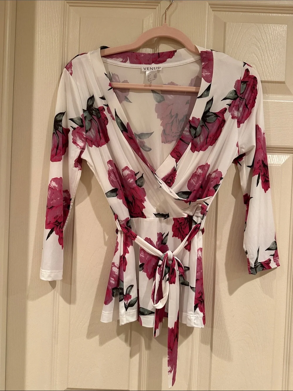 VENUS White Wrap Top with Fuchsia Floral Print